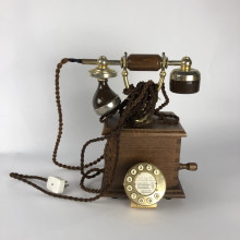 Антик телефон