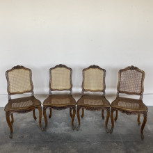 Сет ротанговых стульев