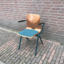 Винтажные стулья Woodmark