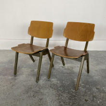 Винтажные деревянные стулья