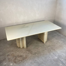 Мраморный кофейный стол