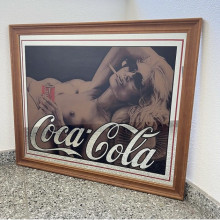 Рекламне дзеркало Coca-Cola