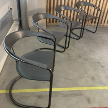 Дизайнерский консольный стул Canasta от Arrben