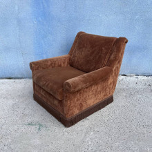 Велюровое кресло Mid Century