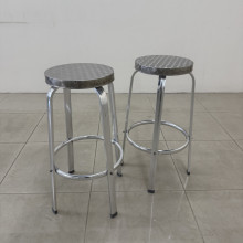 Алюмінієвий барний стілець