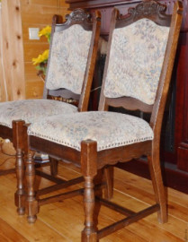 Антикварные стулья от старинных мастеров