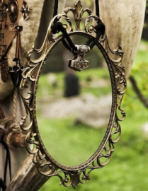 Преимущества антикварных зеркал