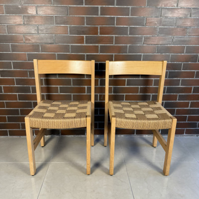 Обідній стілець